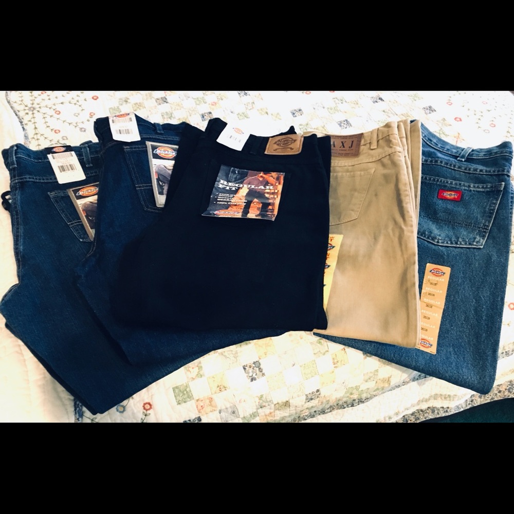 SOLD ~none AVAI 34x30. Dickies” 5 pocket men jean